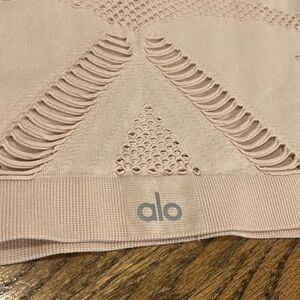 Alo yoga top!